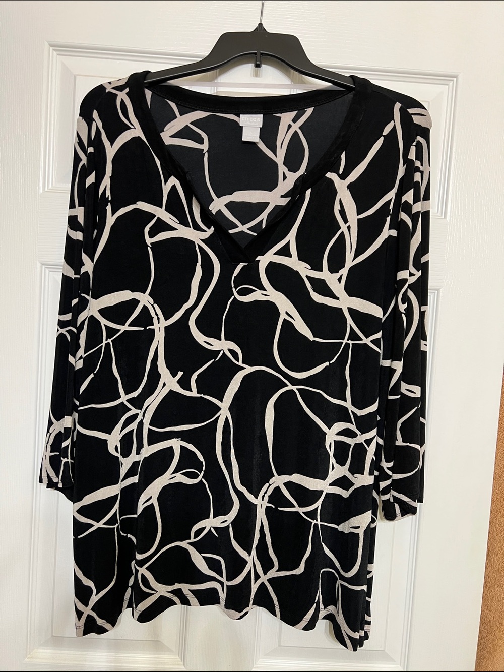 Chico’s 4 Travelers Tunic Top, Black w/Tan Abstract Swirl Print xxl 20/22